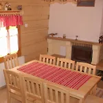 Kır Evi Drevenica U Starona